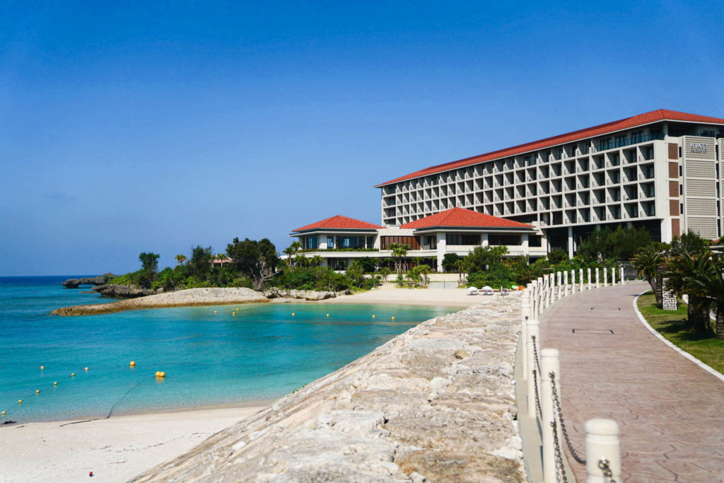 沖縄・恩納村 / Day3 / ハイアットリージェンシー瀬良垣をホテル探訪 → 水納島