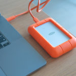 旅行に持っていく外付けHDD(ハードディスク)は『 LaCie (ラシー)』がオススメな理由
