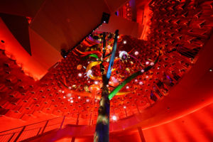 大阪・京都 / Day2 / つけめん「つるかめ」 → 太陽の塔の中へ